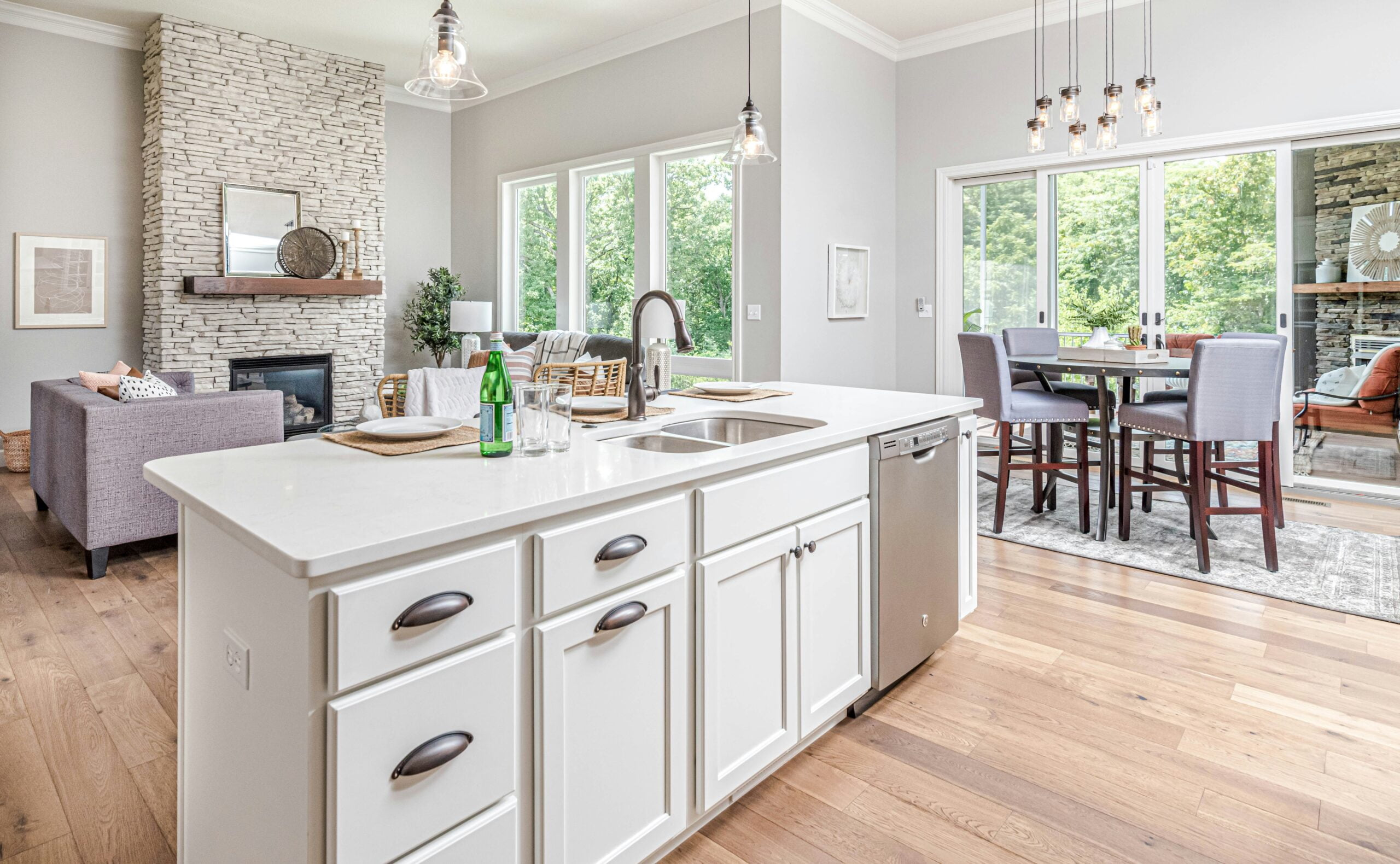 Kitchen with Luxury Vinyl Plank Flooring in DFW